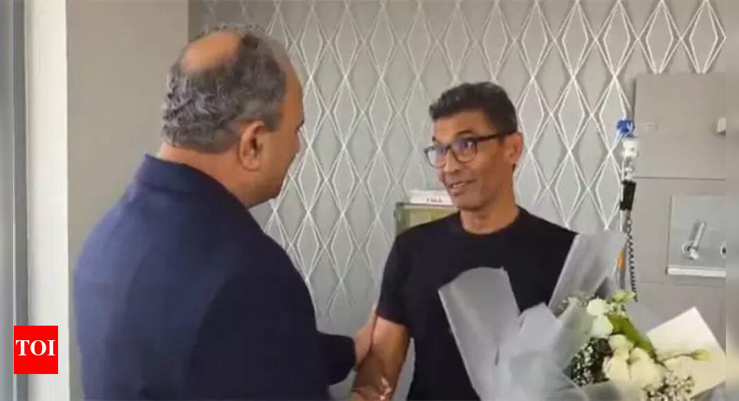 Watch: Pakistan manager visits injured umpire after freak on-field accident