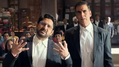  The Akshay Kumar, Arshad Warsi starrer gets a big thumbs up as a film filled with 'humour and substance'