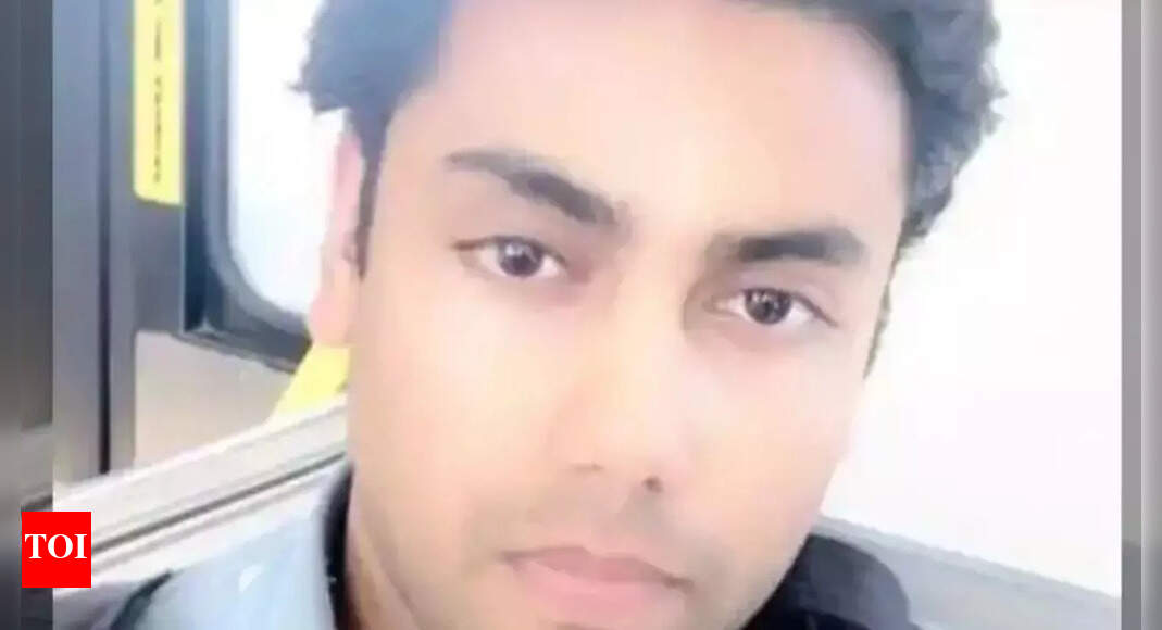 Divorce via WhatsApp: US-based husband 'abandons' Hyderabad woman