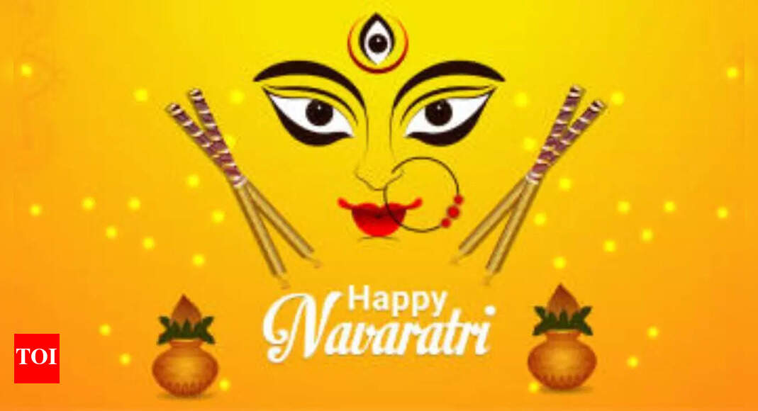 Happy Navratri 2025: 30+ Wishes messages, quotes, and images to share on Shardiya Navratri
