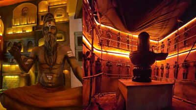 Durga Puja pandal recreates grandeur of Kumbh Mela in Kolkata
