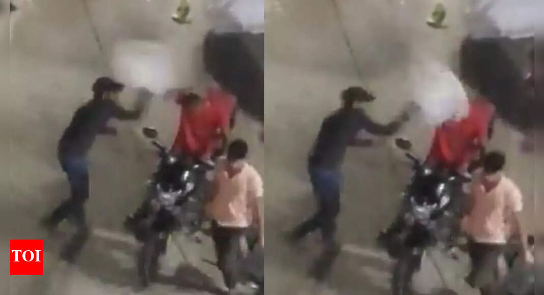 Zomato delivery boy attacked in Bengaluru over delayed food delivery