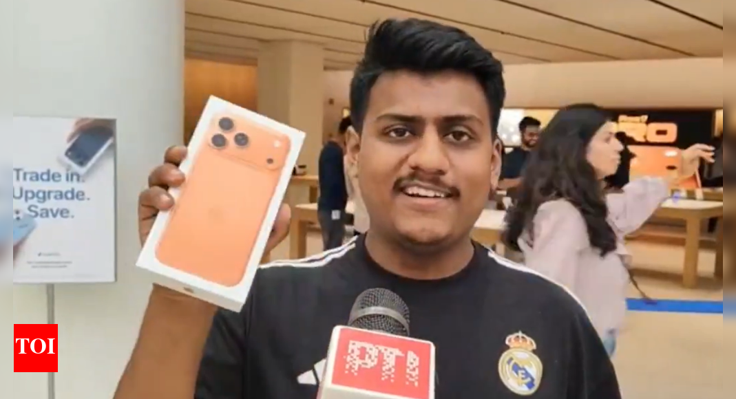 'Though I am Muslim, I love this Bhagwa iPhone 17': Delhi man rejoices after purchase; cosmic orange shade in spotlight