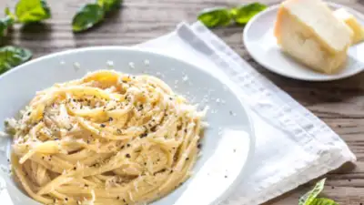  The science of creamy Cacio e Pepe