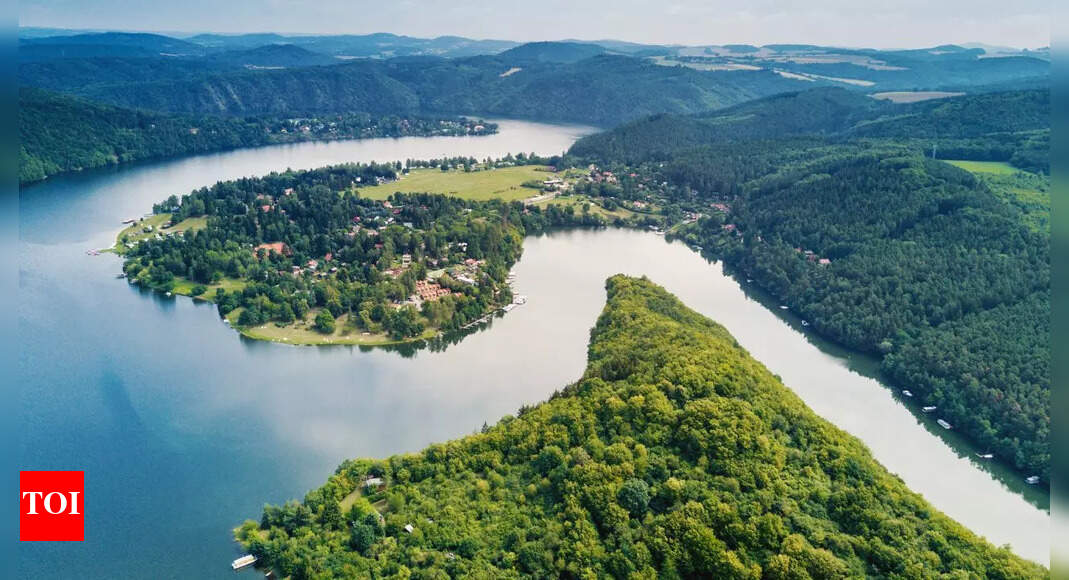 <div>World's longest rivers: Know lengths, locations, and interesting facts</div>