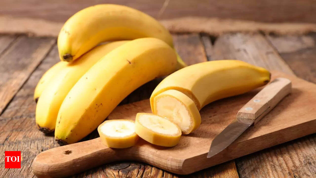 The perfect time to eat bananas for better energy, digestion, and weight  control | - The Times of India