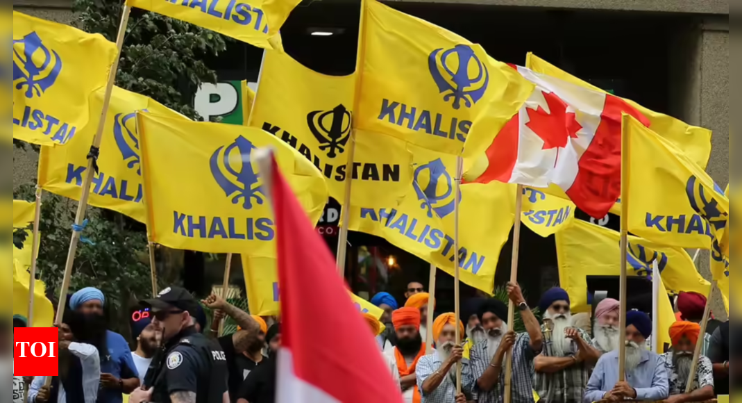 <div>'Responsibility of the Canadian govt': MEA reacts to Khalistani group's threat against Indian consulate</div>