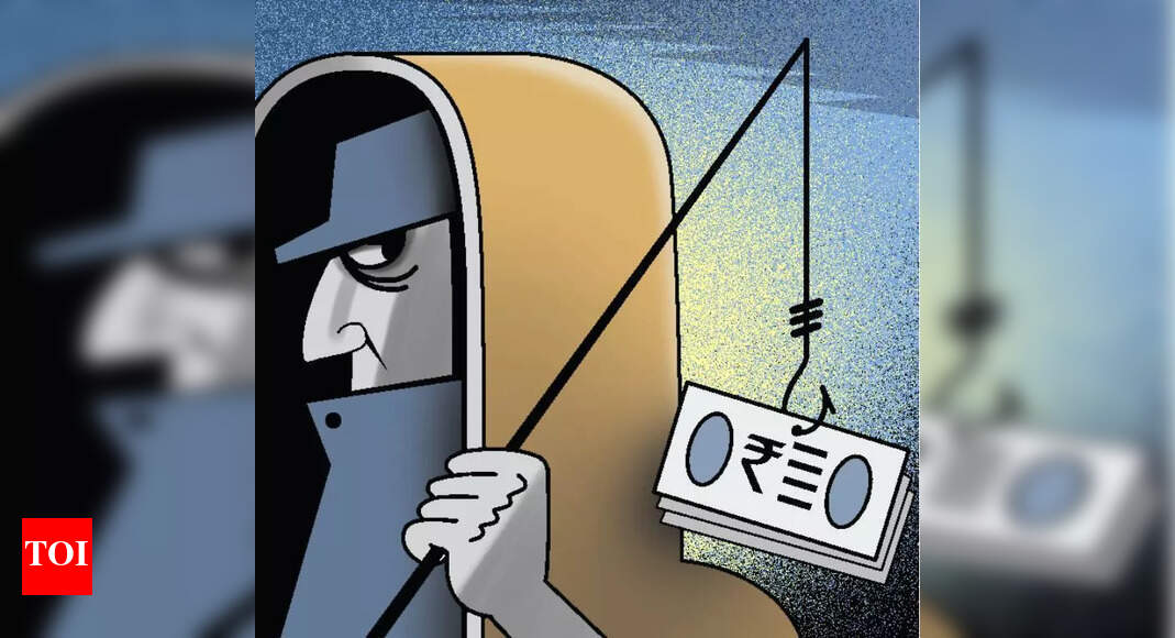 2 arrested for duping elderly woman of Rs 26L