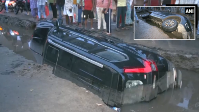 Patna potholes: Car sinks into waterlogged crater; owner calls it 'conspiracy to defame government'