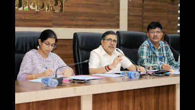 Improve credit ratio, approve loans of farmers, Bokaro deputy commissioner tells banks
