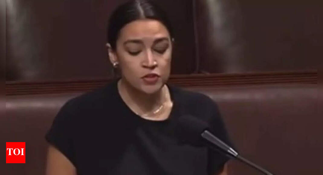 <div>Elon Musk calls AOC 'awful person' as Ocasio-Cortez says Charlie Kirk's rhetoric was ignorant</div>