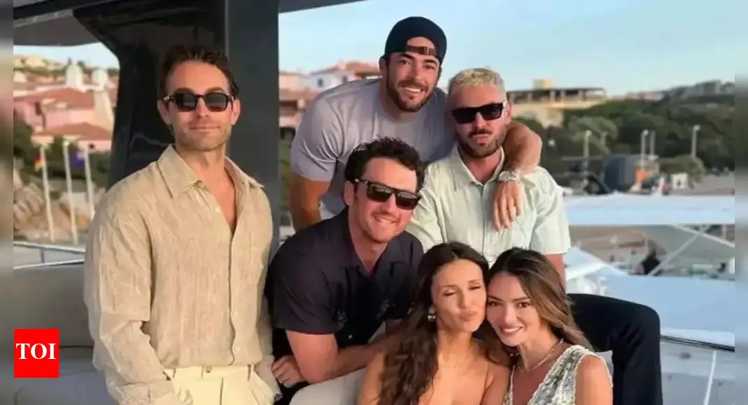 Nina Dobrev vacations in Italy with Zac Efron and friends after breakup with Shaun White