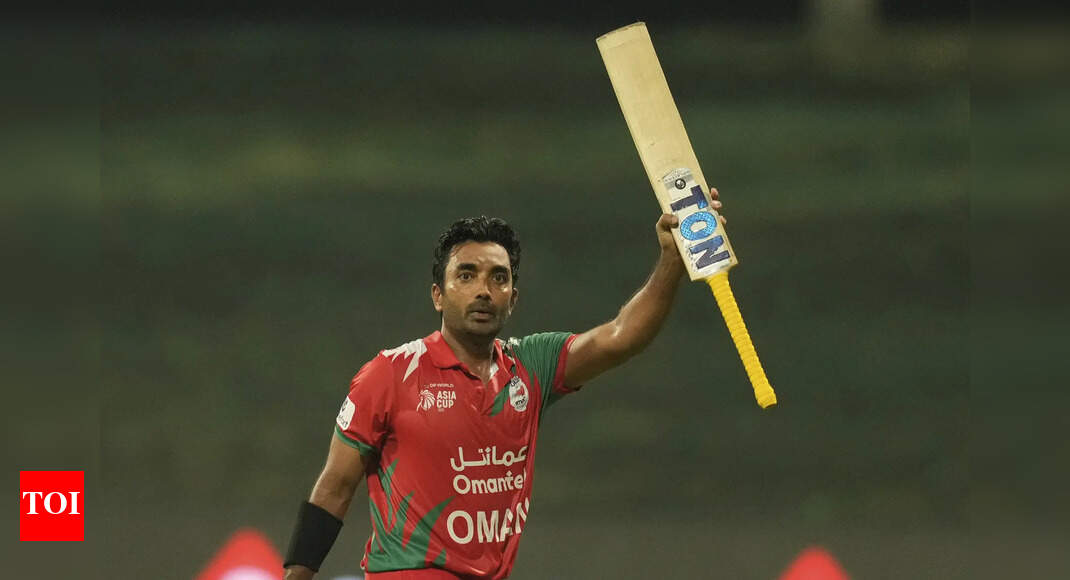 History! Aamir Kaleem becomes oldest to score fifty vs India, breaks 79-year record