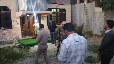 Terror crime case: J&K police's Counter Intelligence Wing conducts raids across Valley; Srinagar, Pulwama and Anantnag included