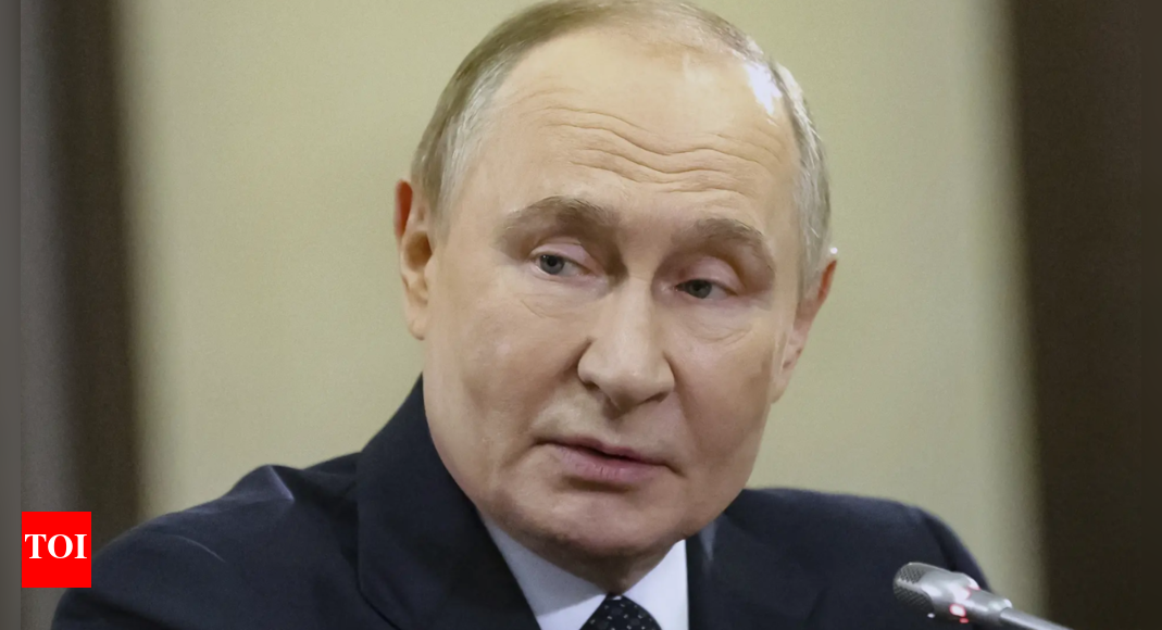 <div>3 Russian jets intercepted over Estonia: Moscow responds to allegations; claims ‘no deviation from agreed flight path'</div>