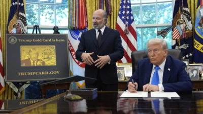 Donald Trump’s $100K H-1B Visa Fee Shocker Sparks Fears Among Indian Tech Workers And US Firms