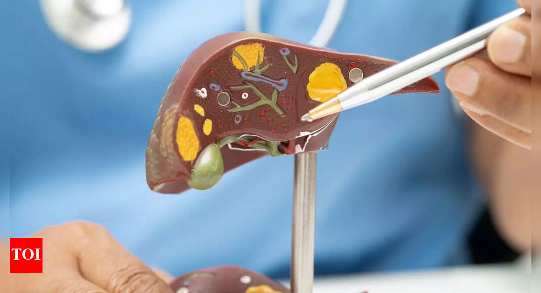 Liver failure symptoms that can appear at night, according to research
