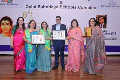 Principals, educators felicitated with Savitribai Phule Award