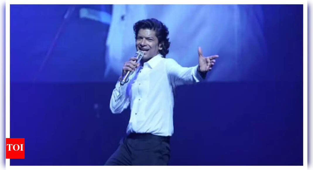 Shaan wins hearts as he revives the magic of Kishore da with a special tribute