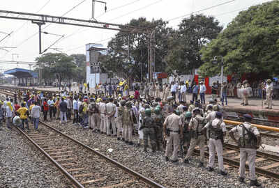 Passengers stranded across Jharkhand as Kurmi protest blocks rail routes