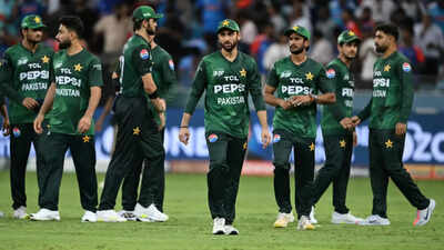 Pakistan team brings in motivational speaker ahead of India clash
