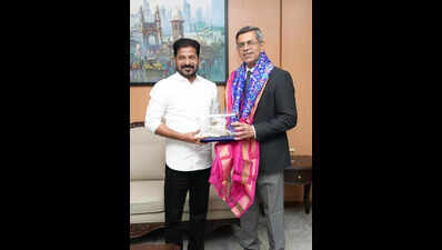Govt to prioritise court buildings, staff recruitment in new dists, says Revanth