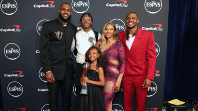  LeBron James denies being a billionaire and fans think it’s a “tax evasion” move