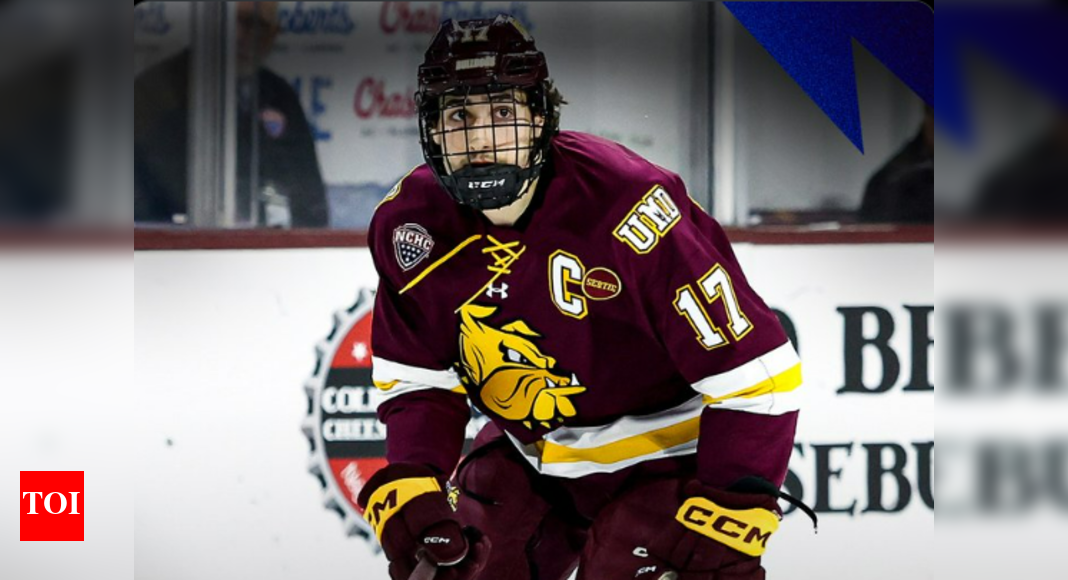 What benefit will Dominic James bring after signing an entry-level deal with the Tampa Bay Lightning?