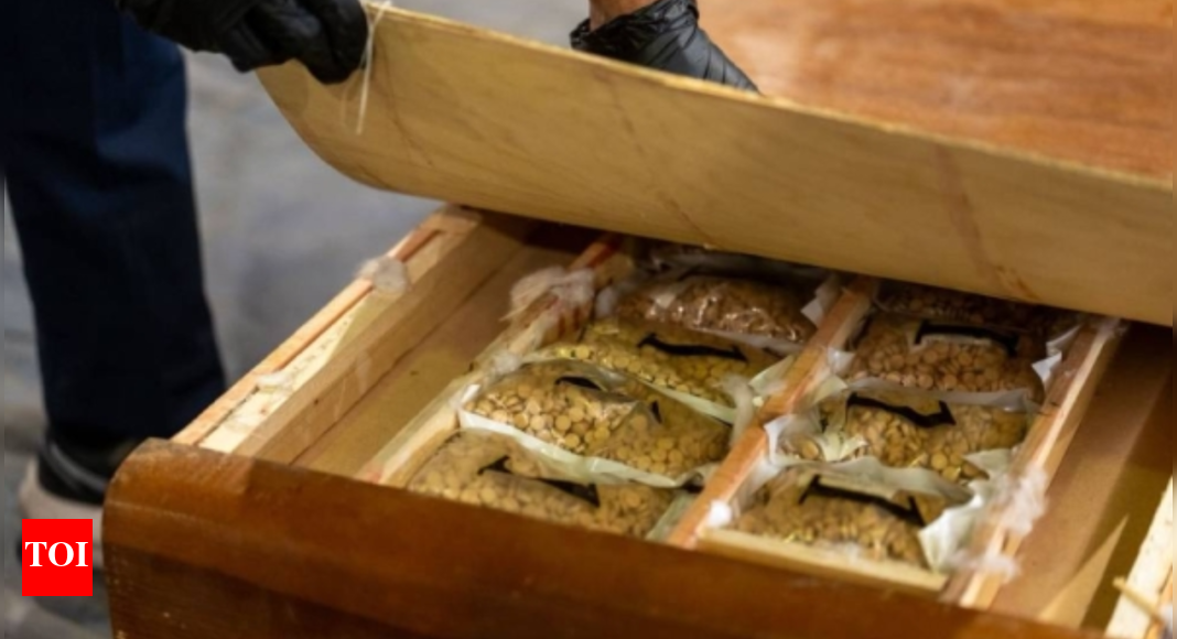 Saudi Customs seizes over 261,000 Amphetamine pills and nearly 10 kg of Meth in four smuggling busts