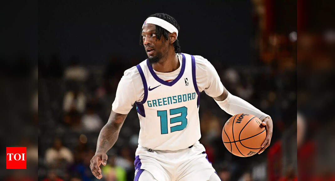 Charlotte Hornets sign Marcus Garrett to final roster spot and release Brandon Slater to open space