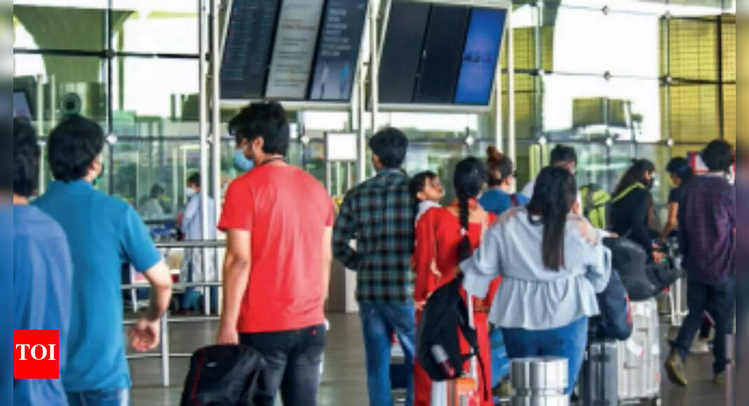 'How do you pack your life in less than 28 hours': Bengaluru H1-B workers in frenzy