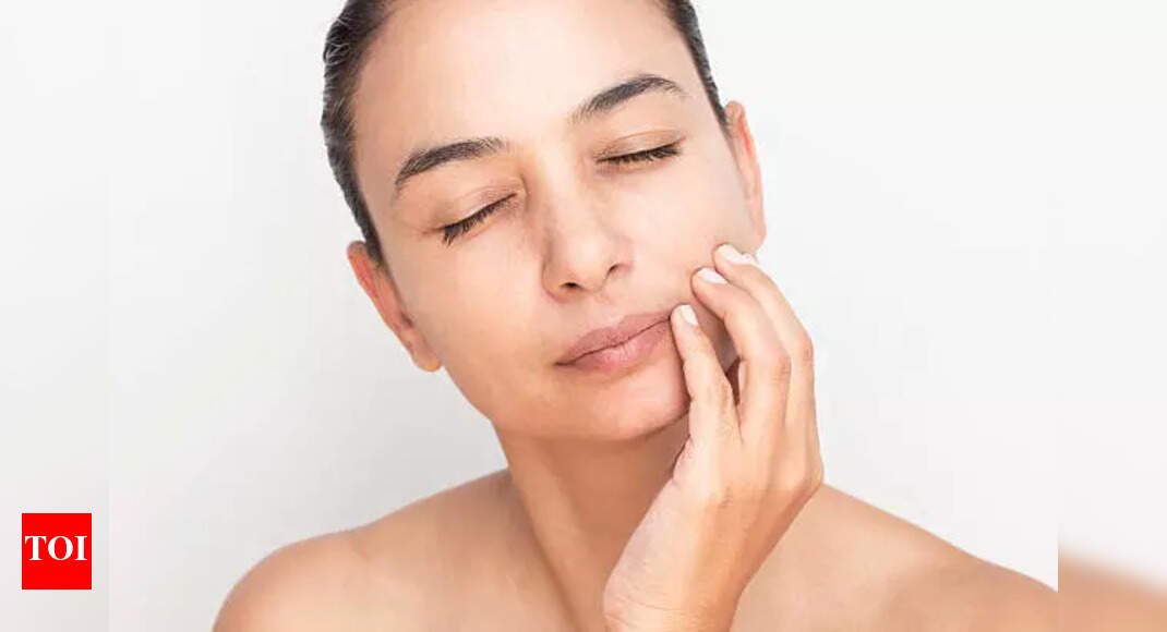 Weather change woes: How to prevent dryness, dullness and breakouts?