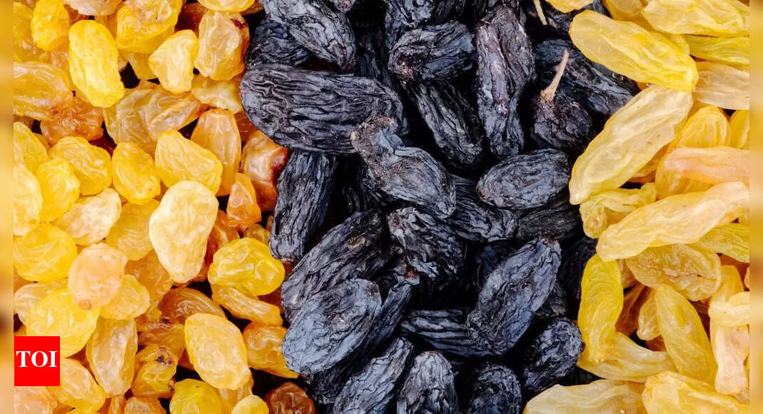 Black raisins or yellow raisins: Which one should you eat for heart health and better digestion