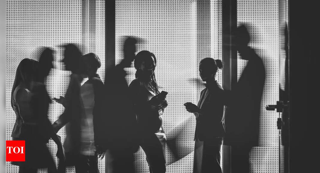 What is 'grey-rocking' method, used to deal with toxic people