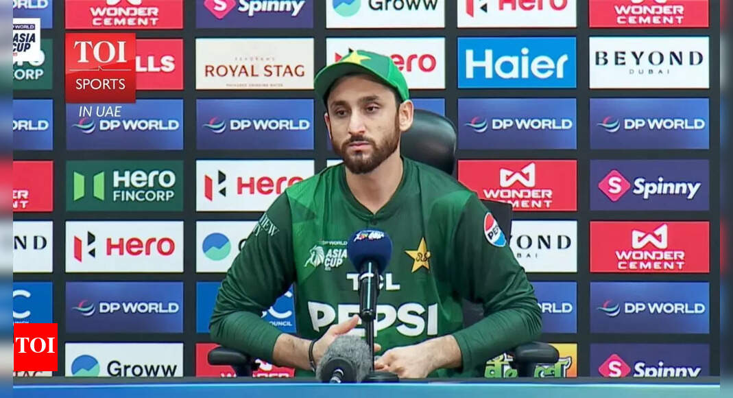 'Umpires can make mistakes': Pak captain questions Samson's catch