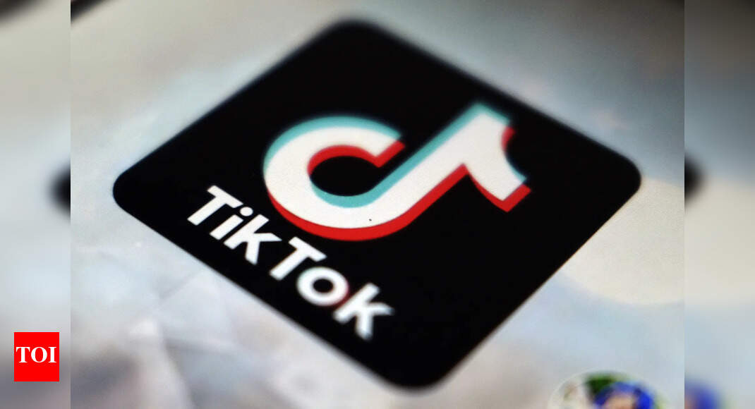 'American patriots': Trump names billionaires Murdoch, Dell for potential TikTok deal team; Ellison already in mix