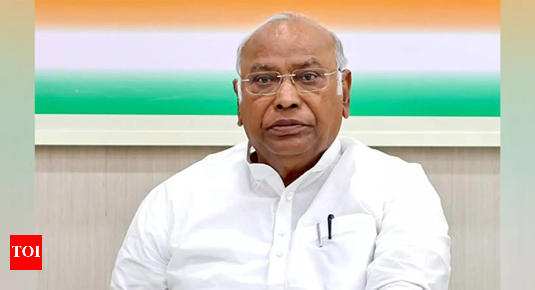 <div>Congress flays PM for 'sole ownership' claim on GST cuts</div> <div>Congress flays PM for 'sole ownership' claim on GST cuts</div>
