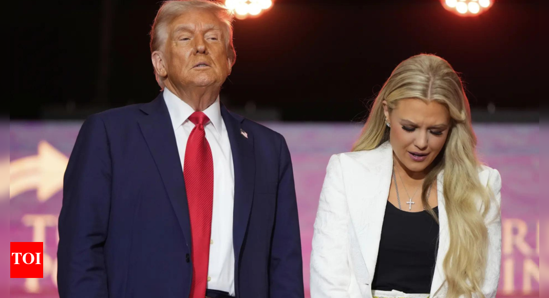 <div>'Jesus rescued him': Erika says Charlie Kirk 'died happy' with 'Mona Lisa-like half-smile'; insisted on seeing his body</div> <div>'Jesus rescued him': Erika says Charlie Kirk 'died happy' with 'Mona Lisa-like half-smile'; insisted on seeing his body</div>