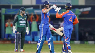 'BrahMos in reply to AK47': Ex-Pakistan bowler on 'maha dhulai' by India in Asia Cup