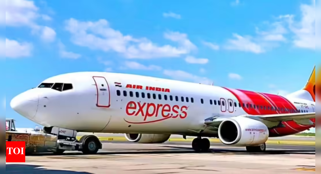 Punched numbers in cockpit keypad: Youth, 7 others handed over to CISF on arrival in Varanasi