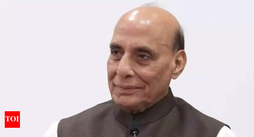 <div>'Main bhi Bharat hoon': Rajnath Singh says 'PoK will be ours on its own' - video</div> <div>'Main bhi Bharat hoon': Rajnath Singh says 'PoK will be ours on its own' - video</div>