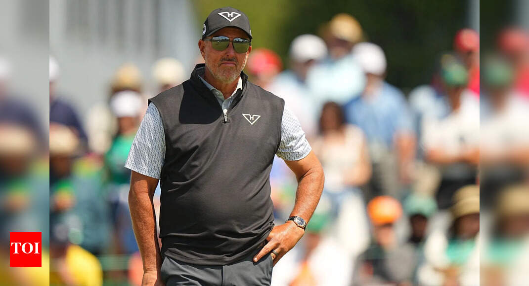 “Amazing strength”: Phil Mickelson praises Charlie Kirk’s wife for forgiving her husband’s killer