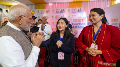 ‘GST Bachat Utsav’ Kicks Off: Modi Unveils Reforms for Middle Class, Farmers