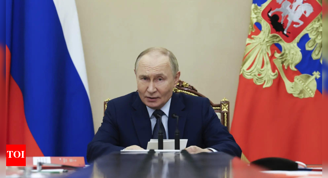 START agreement: Putin says Russia will adhere to nuclear arms treaty for ‘one more year’; calls on US to follow suit