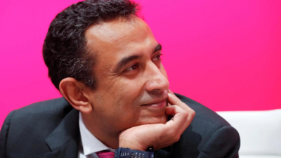 T-Mobile calls up   IIM-grad Srinivas Gopalan arsenic  CEO