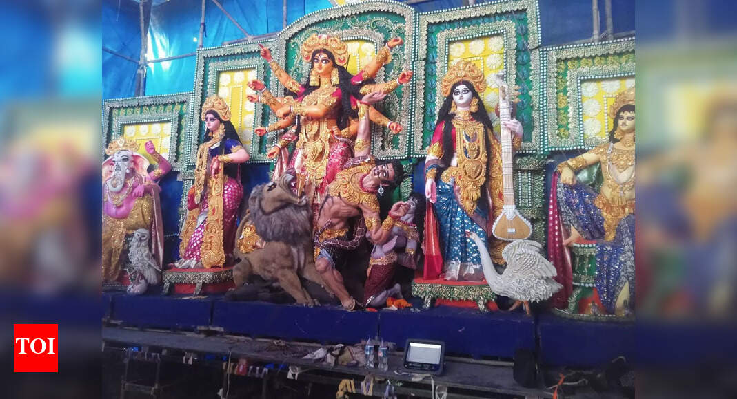 Sonari West Durga Puja Samity celebrates 52nd year with 80-feet pandal inspired by Tirupati Balaji Temple