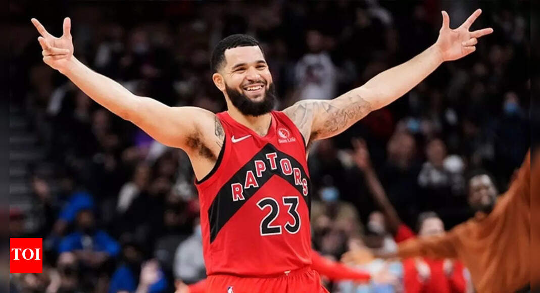 Is Fred VanVleet playing? NBA pro suffers ruptured ACL, dealing a major blow to Houston Rockets’ 2025–26 championship hopes