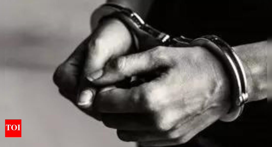 6 arrested in UP for issuing fake birth certificates