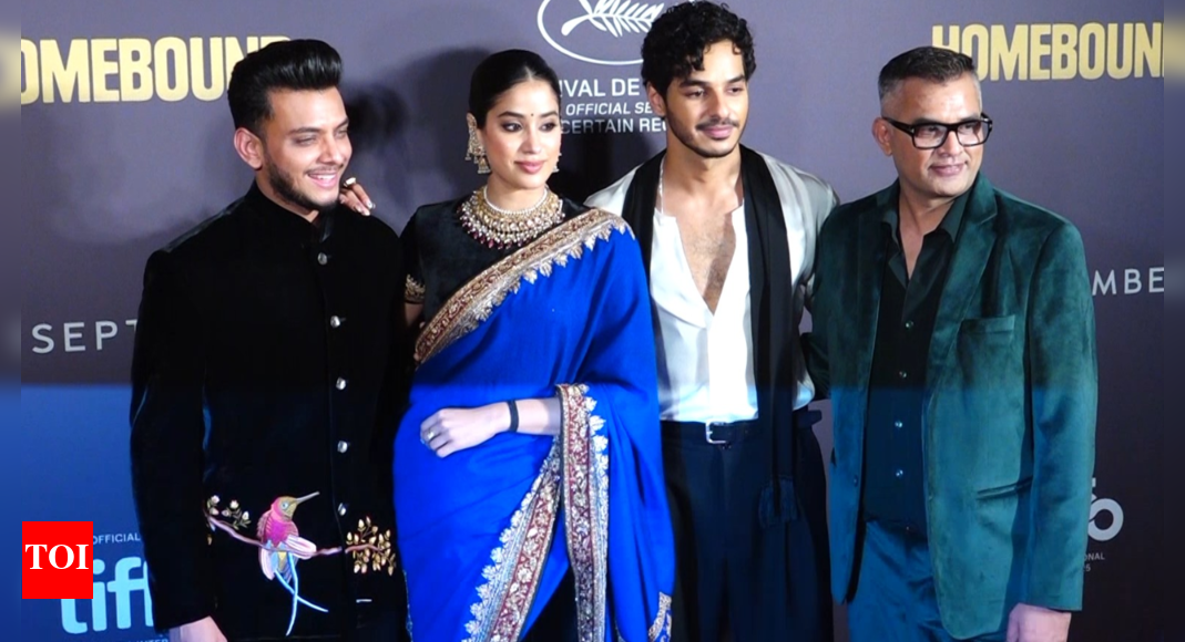 Janhvi Kapoor draped in mother Sridevi’s saree is the nostalgic fashion moment we needed this year