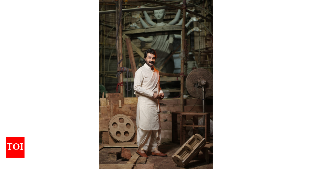 Durga Pujo is a symbol of Bengali pride & strength: Prosenjit Chatterjee